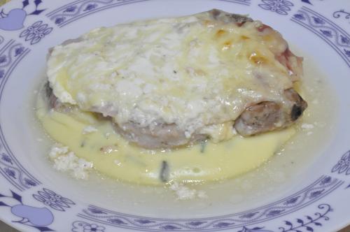 Pražská kotleta se sýrovou bramborovou kaší  – Snadné recept z Česko kuchyně, hotový za 30 - 45 minut